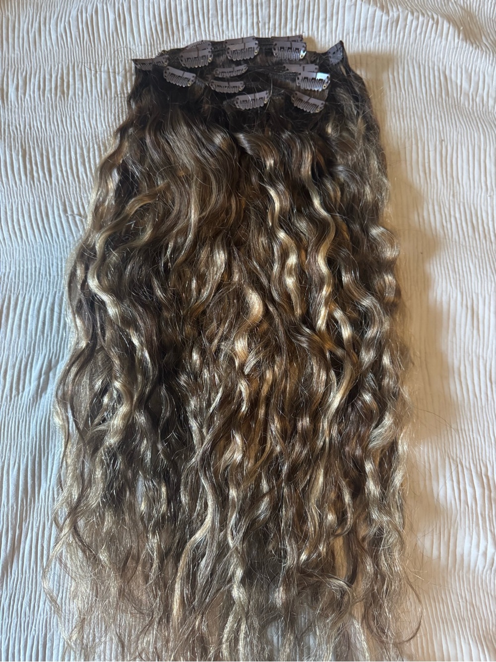 GOO GOO REMY CURLY CLIP IN EXTENSIONS 22 INCHES 150 GRAMS